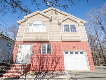 138 S Salem St, Dover, NJ 07801