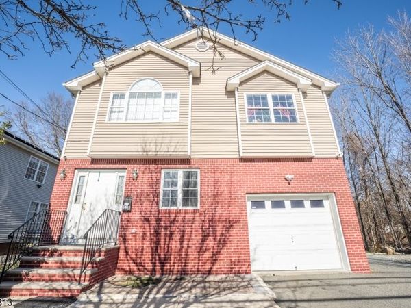 138 S Salem St, Dover, NJ 07801