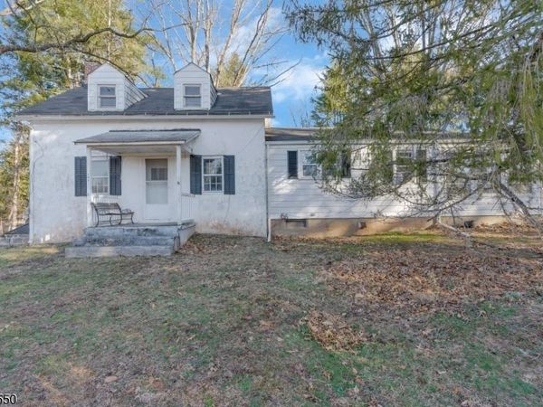 109 Lilac Dr, Clinton, NJ 08801