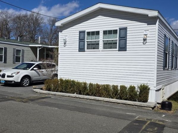 10 Makepeace Dr, Jefferson, NJ 07438