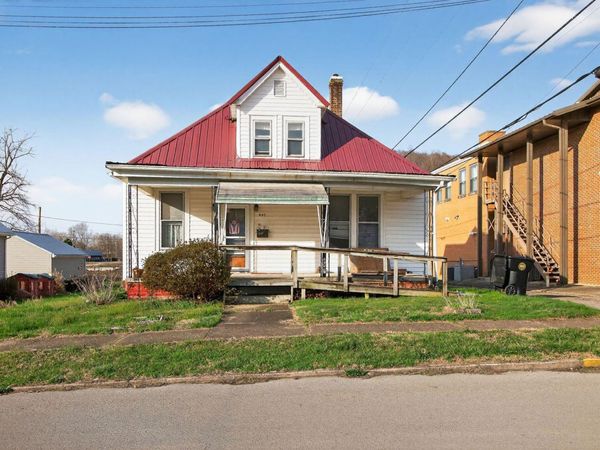 447 Bloom Street , Portsmouth, OH 45662