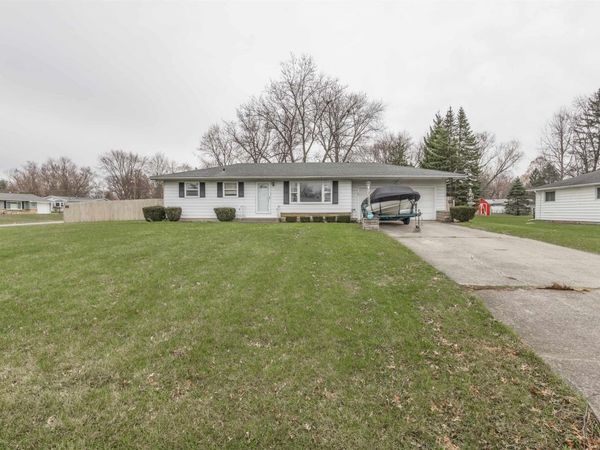 5732 Meadowbrook Drive, Fort Wayne, IN 46835