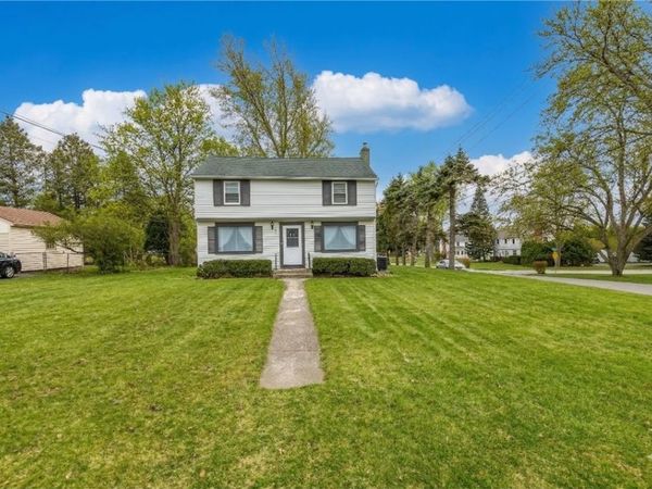 5 Baycrest Drive, Rochester, NY 14622