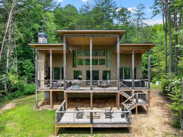 59 Overlook Drive, Blue Ridge, GA 30513