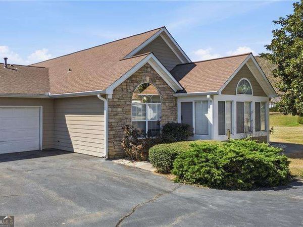 1863 Kolb Farm Circle SW, Marietta, GA 30008