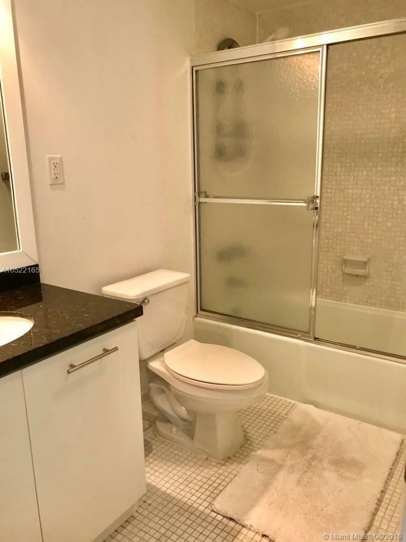 19390 Collins Avenue, Unit 901, Sunny Isles Beach, FL 33160 Photo