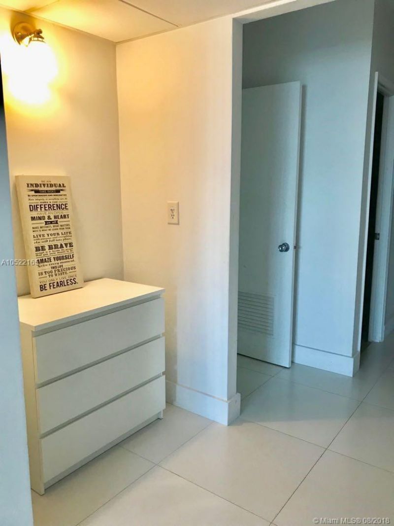 19390 Collins Avenue, Unit 901, Sunny Isles Beach, FL 33160 Photo