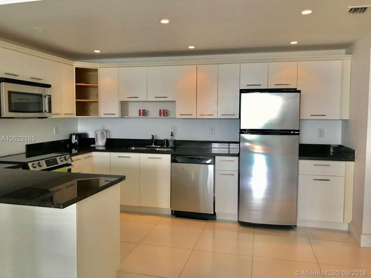 19390 Collins Avenue, Unit 901, Sunny Isles Beach, FL 33160 Photo