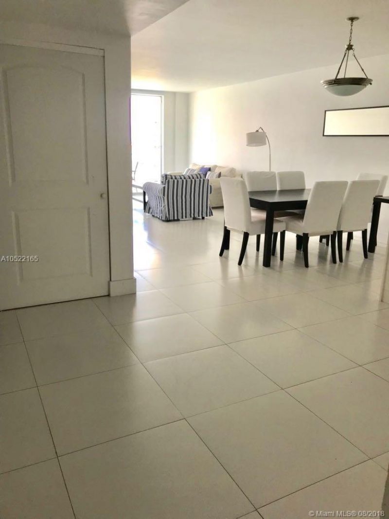 19390 Collins Avenue, Unit 901, Sunny Isles Beach, FL 33160 Photo