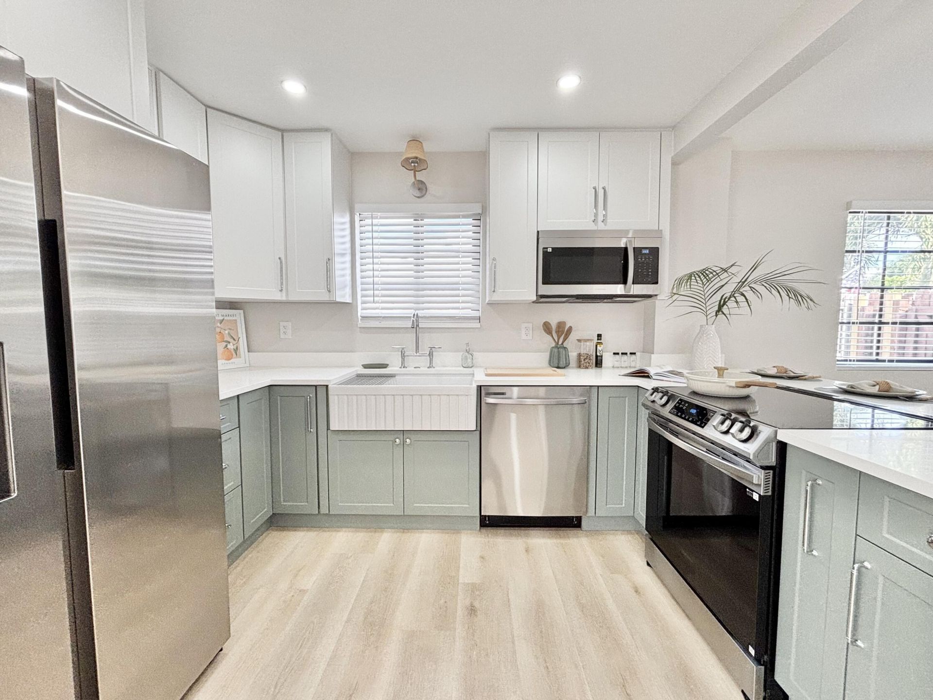 1121 N Ocean Breeze, Lake Worth Beach, FL 33460 Photo