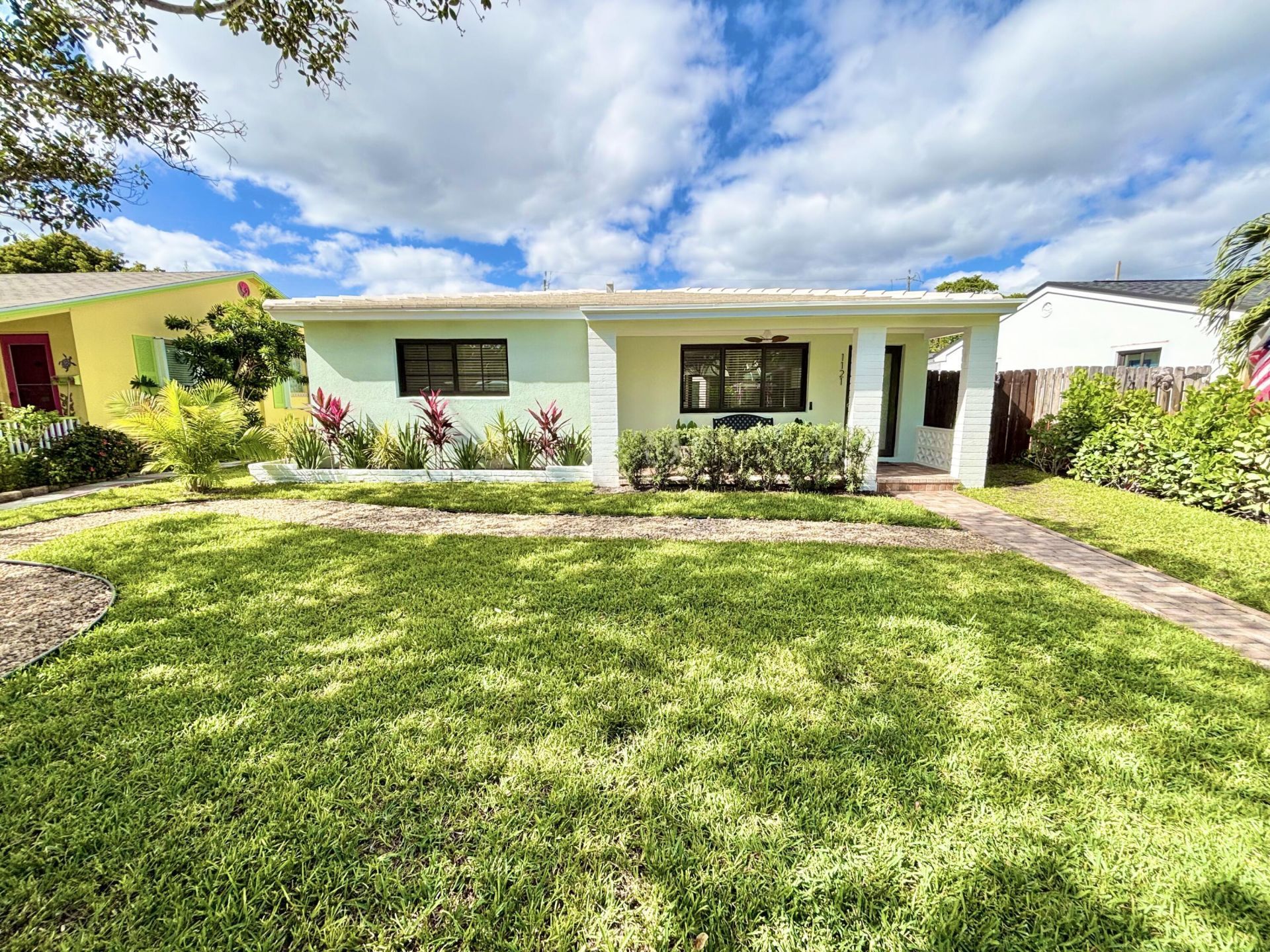 1121 N Ocean Breeze, Lake Worth Beach, FL 33460 Photo