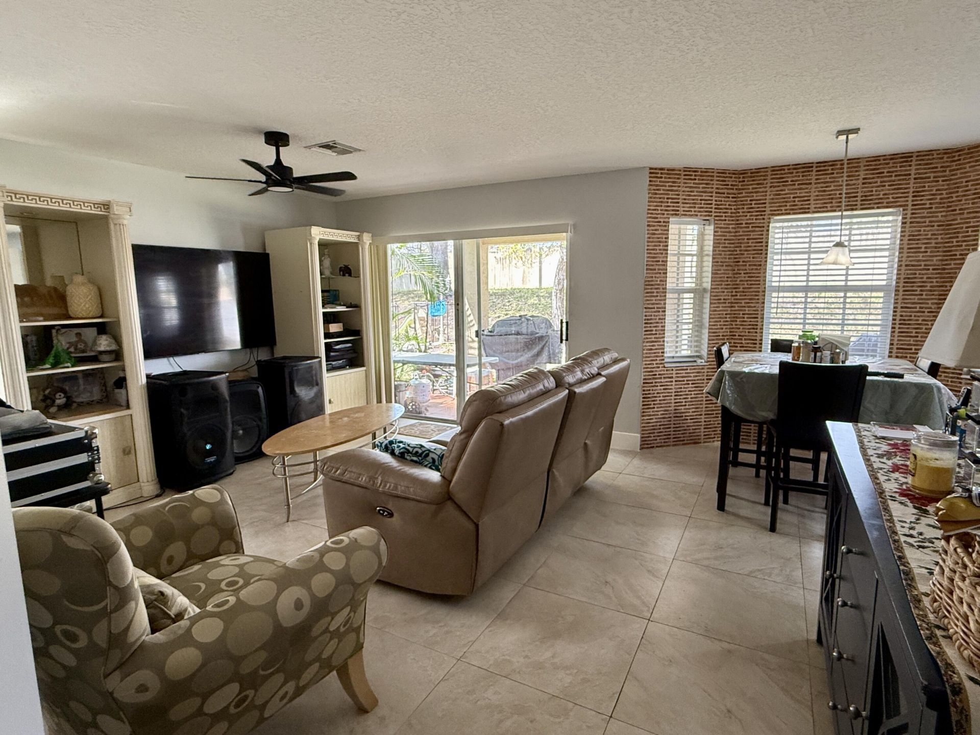 2401 NW 139th Avenue, Sunrise, FL 33323 Photo