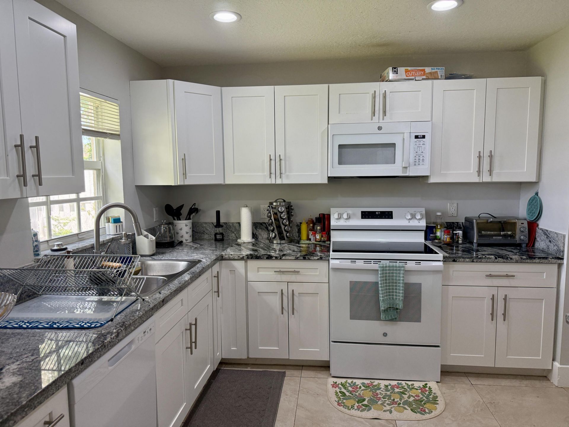 2401 NW 139th Avenue, Sunrise, FL 33323 Photo
