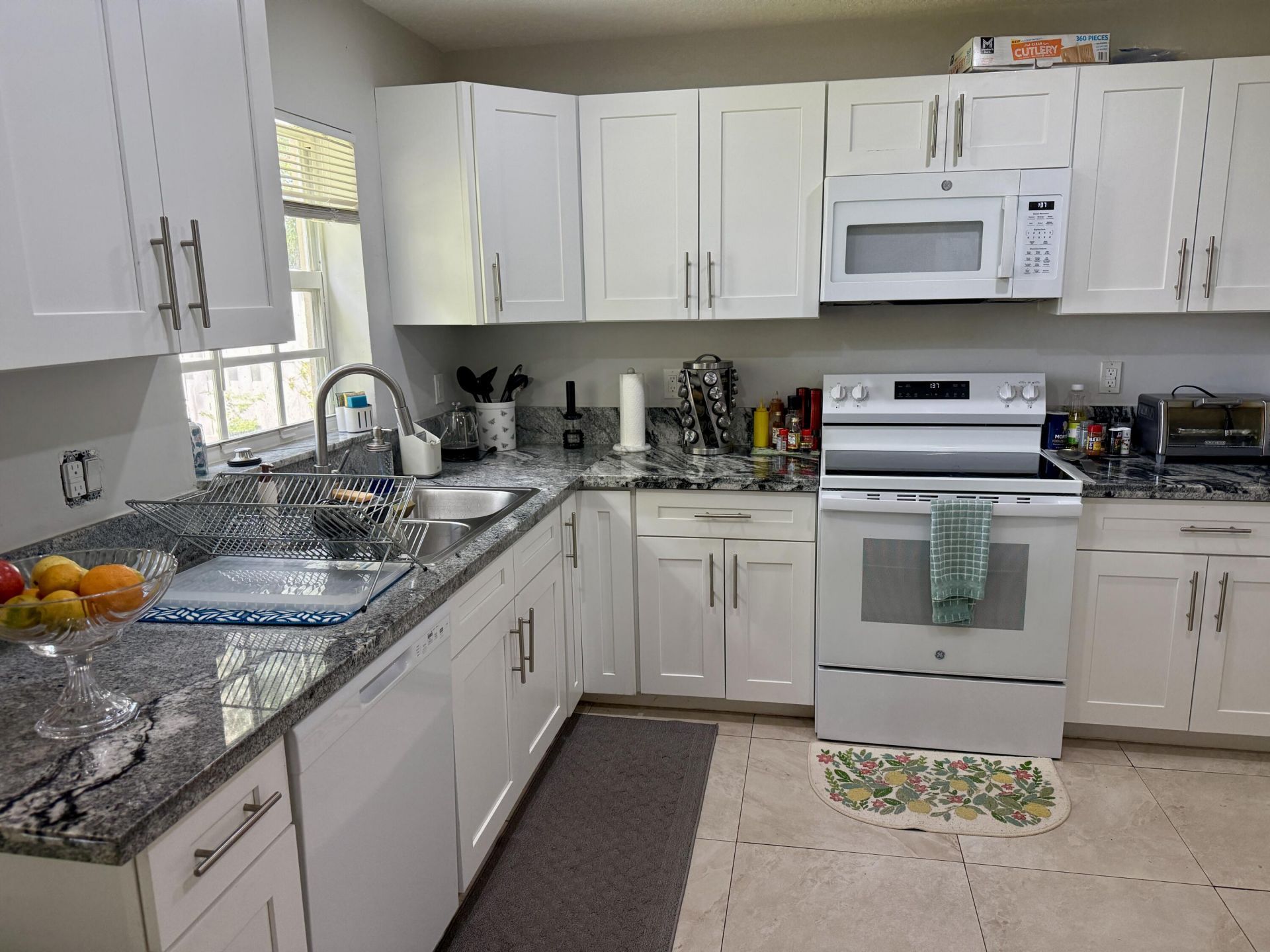 2401 NW 139th Avenue, Sunrise, FL 33323 Photo