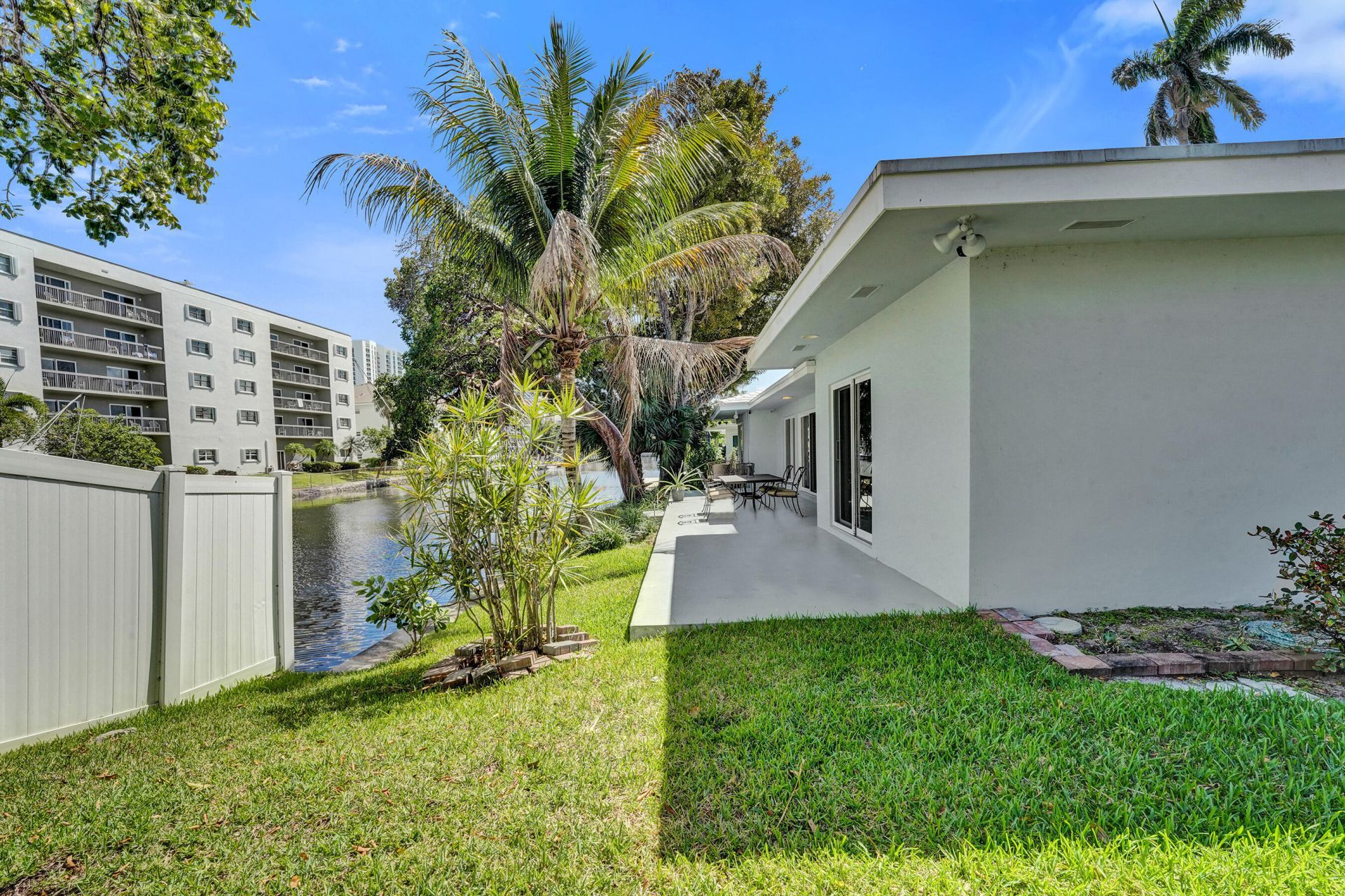 1431 S Ocean Boulevard, Unit 37, Lauderdale by the Sea, FL 33062 Photo