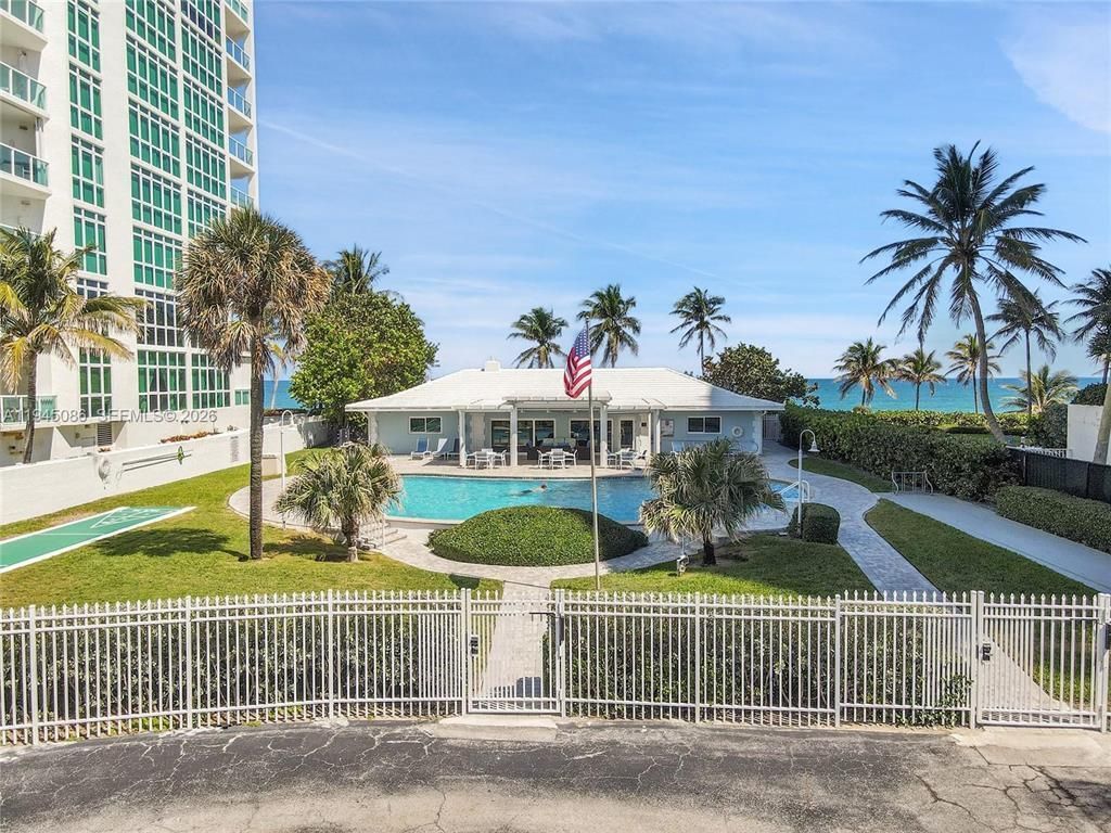 1431 S Ocean Boulevard, Unit 37, Lauderdale by the Sea, FL 33062 Photo