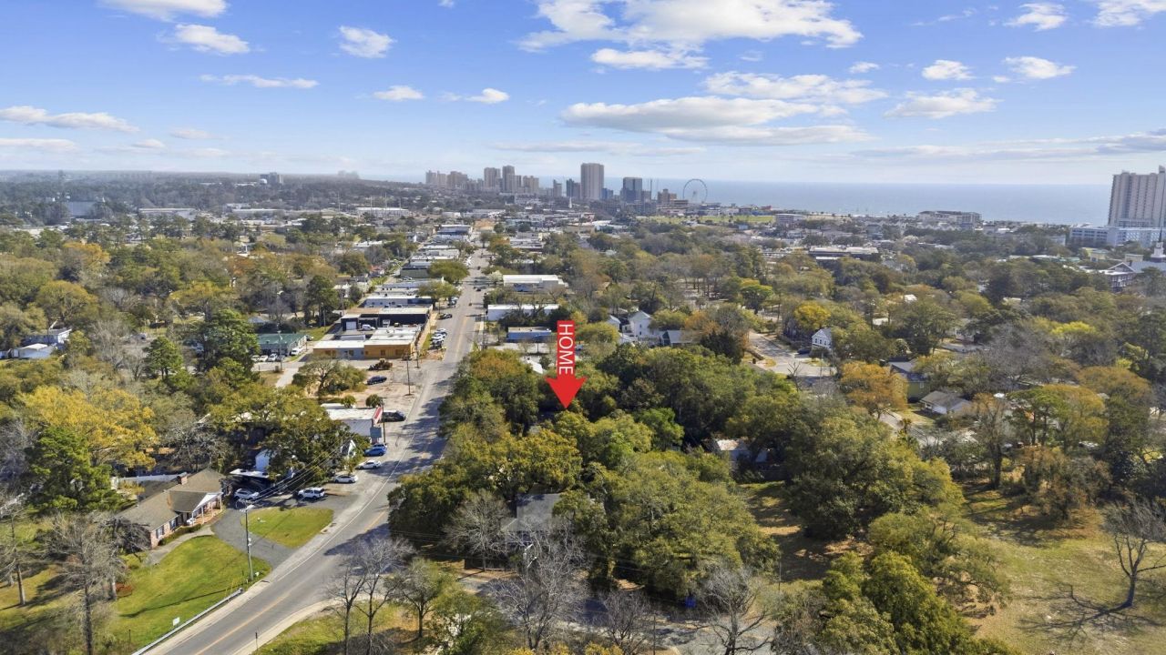 202 Broadway St. Photo 10