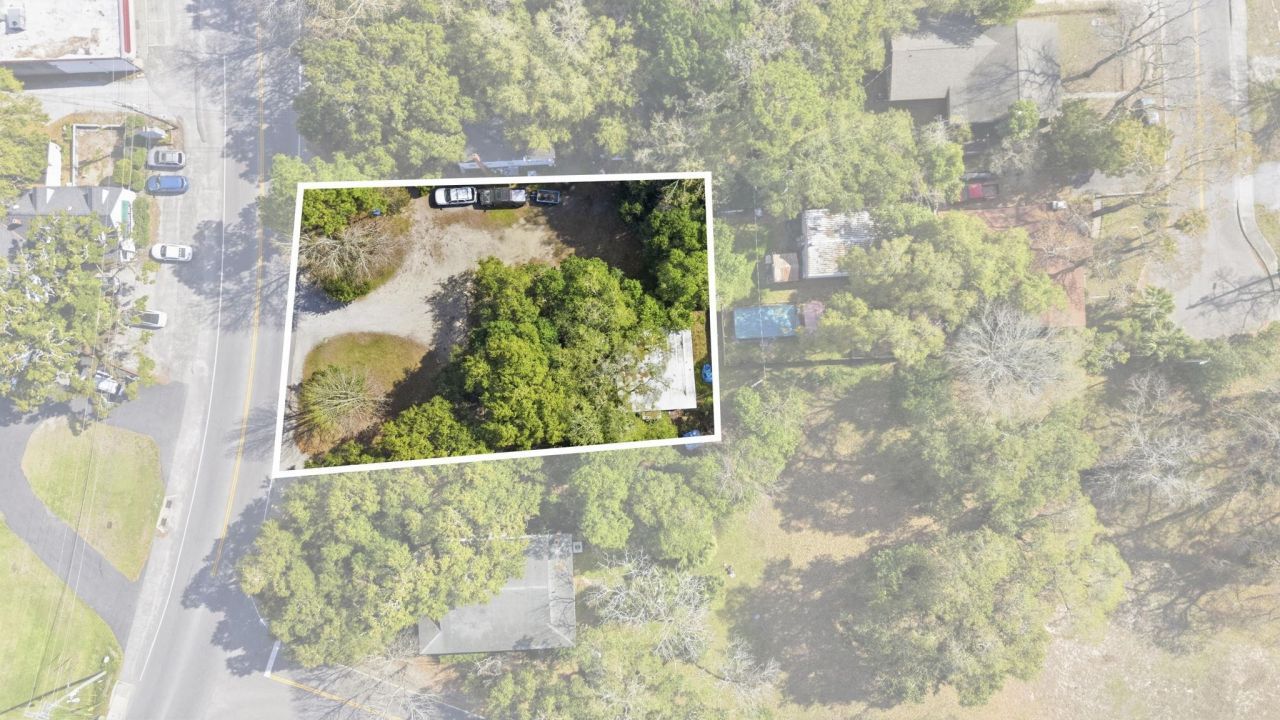 202 Broadway St. Photo 12