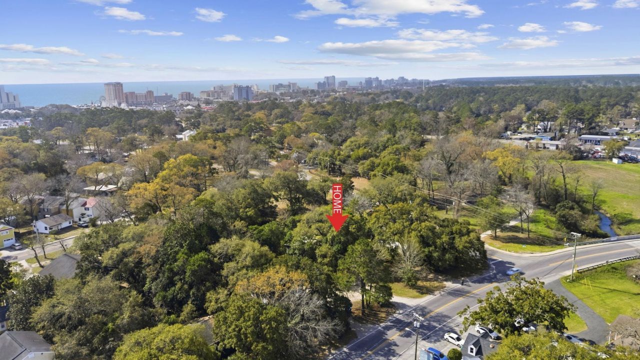 202 Broadway St. Photo 15