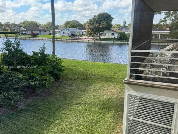 9400 Lime Bay Blvd , Unit 206, Tamarac, FL 33321