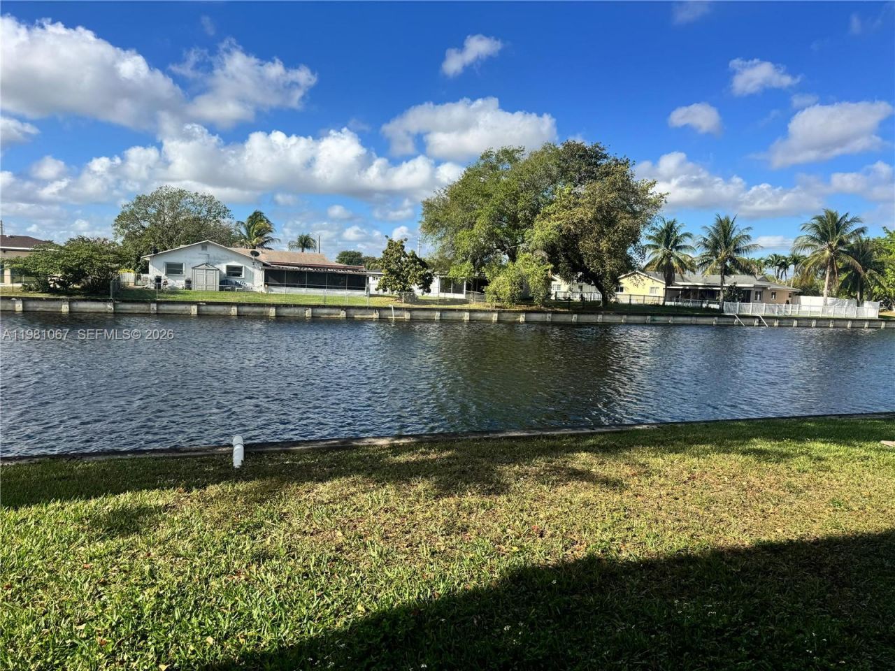 9400 Lime Bay Blvd , Unit 206, Tamarac, FL 33321 Photo