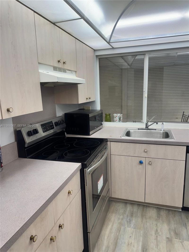 9400 Lime Bay Blvd , Unit 206, Tamarac, FL 33321 Photo