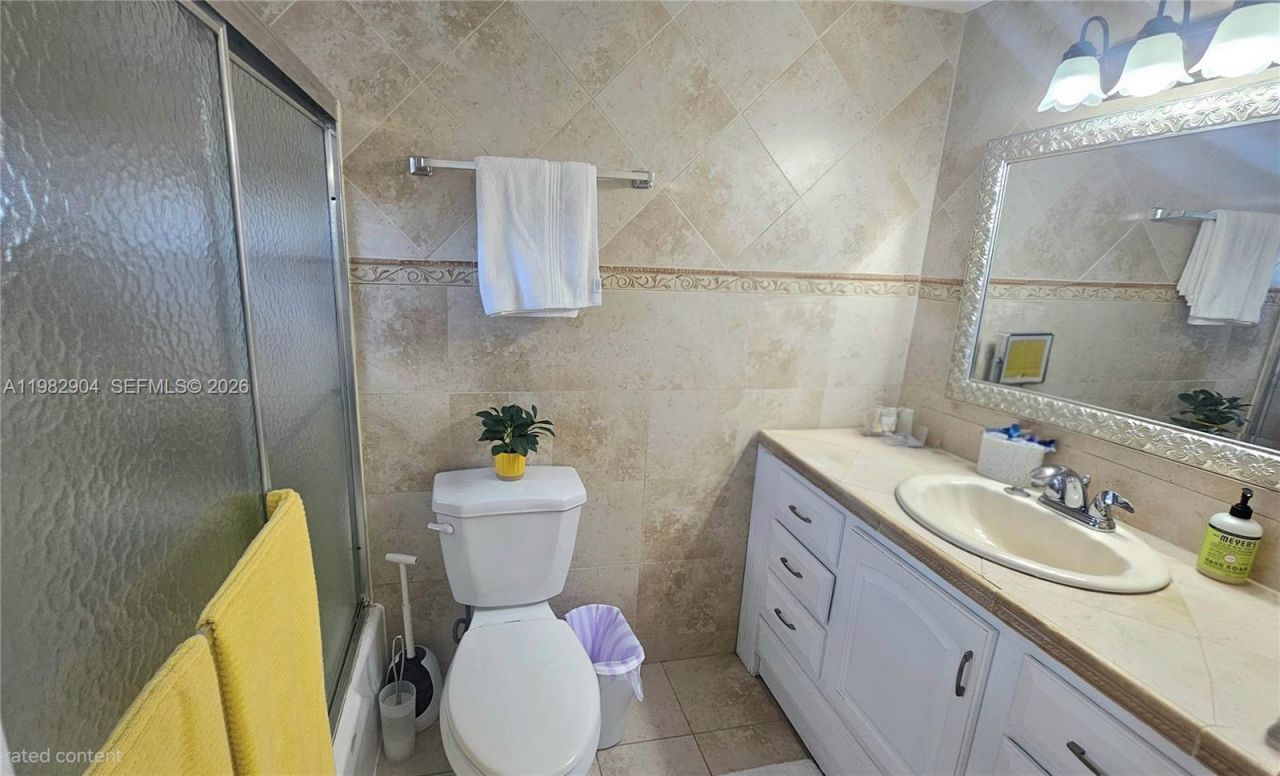 180 NE 12th Ave, Unit 10E, Hallandale Beach, FL 33009 Photo