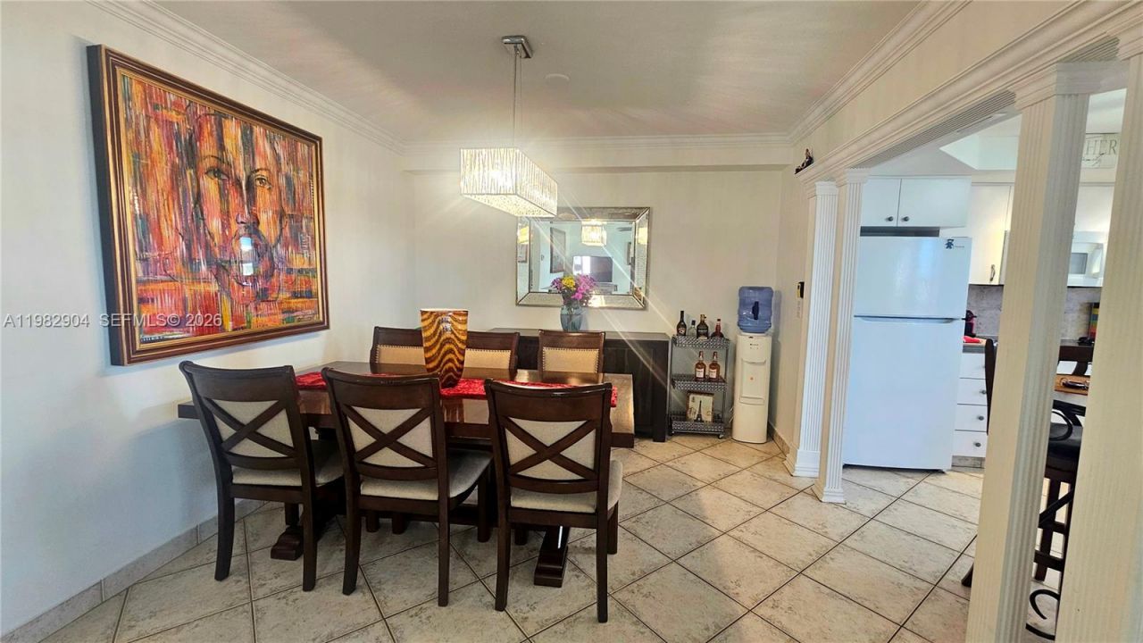 180 NE 12th Ave, Unit 10E, Hallandale Beach, FL 33009 Photo