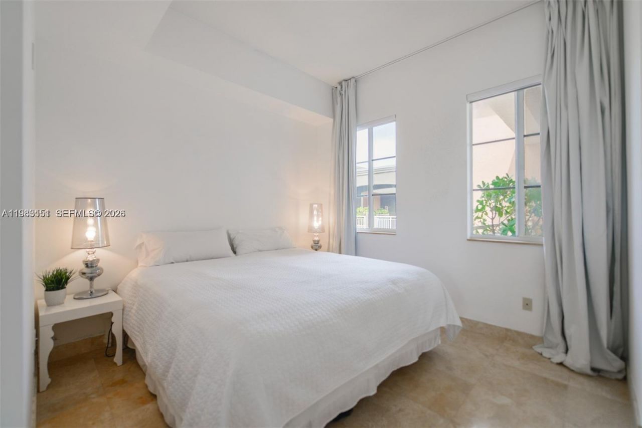 145 Jefferson Ave, Unit 445, Miami Beach, FL 33139 Photo