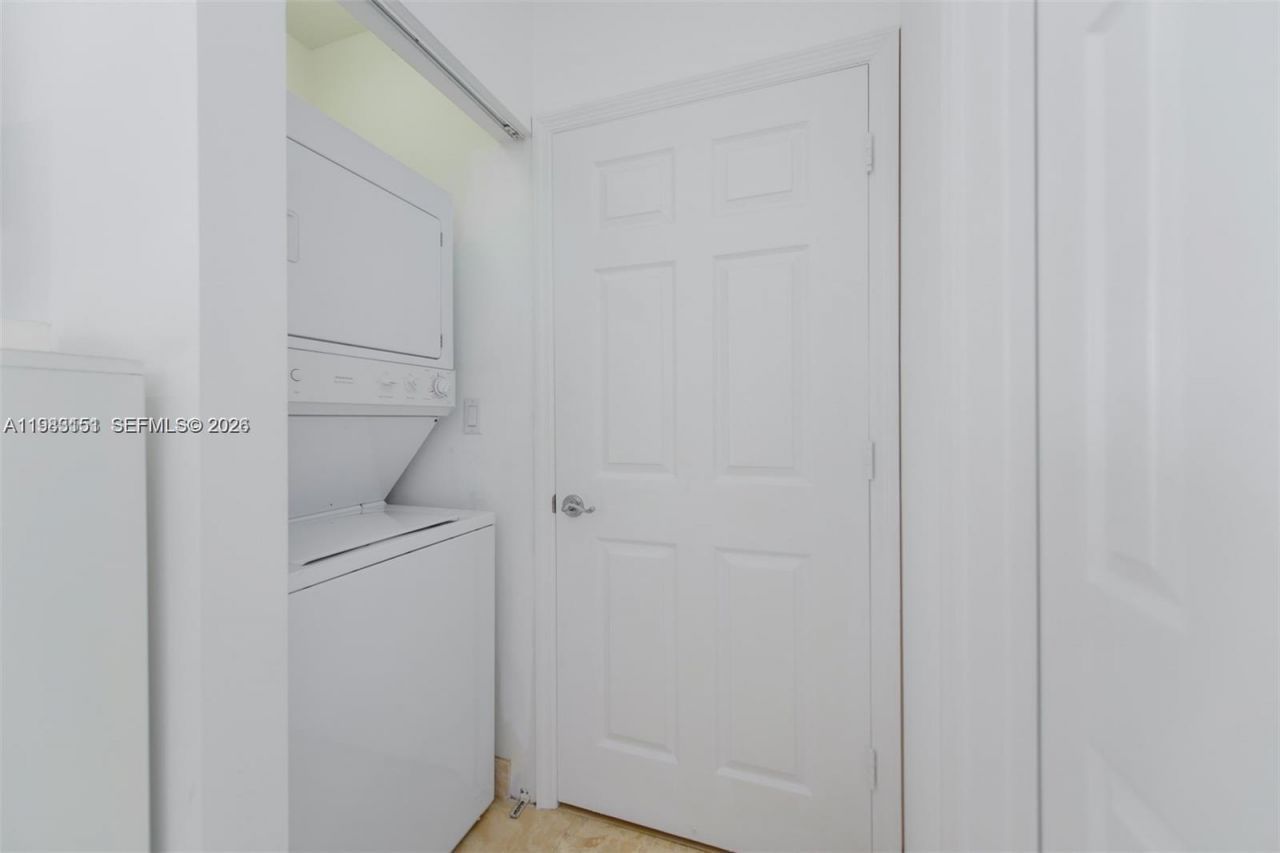 145 Jefferson Ave, Unit 445, Miami Beach, FL 33139 Photo