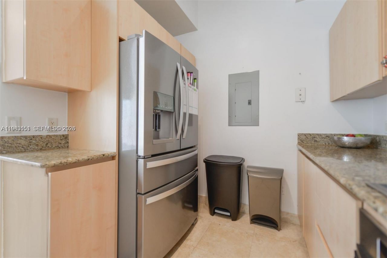 145 Jefferson Ave, Unit 445, Miami Beach, FL 33139 Photo