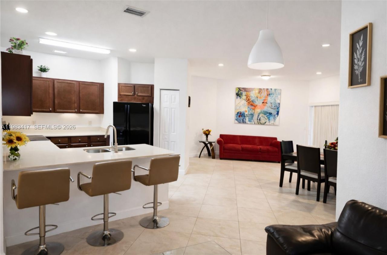 290 NW 109th Ave, Unit 107, Miami, FL 33172 Photo