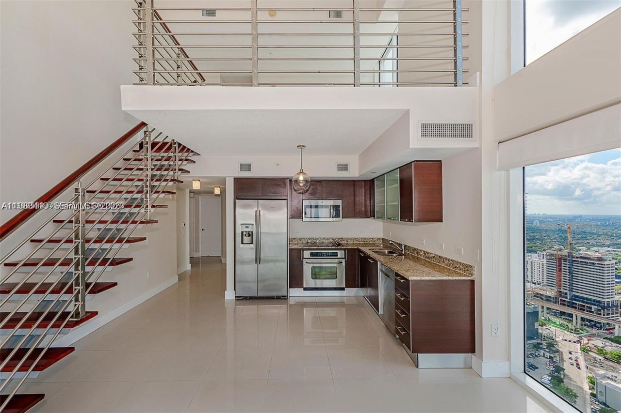 41 SE 5th St, Unit 2417, Miami, FL 33131 Photo