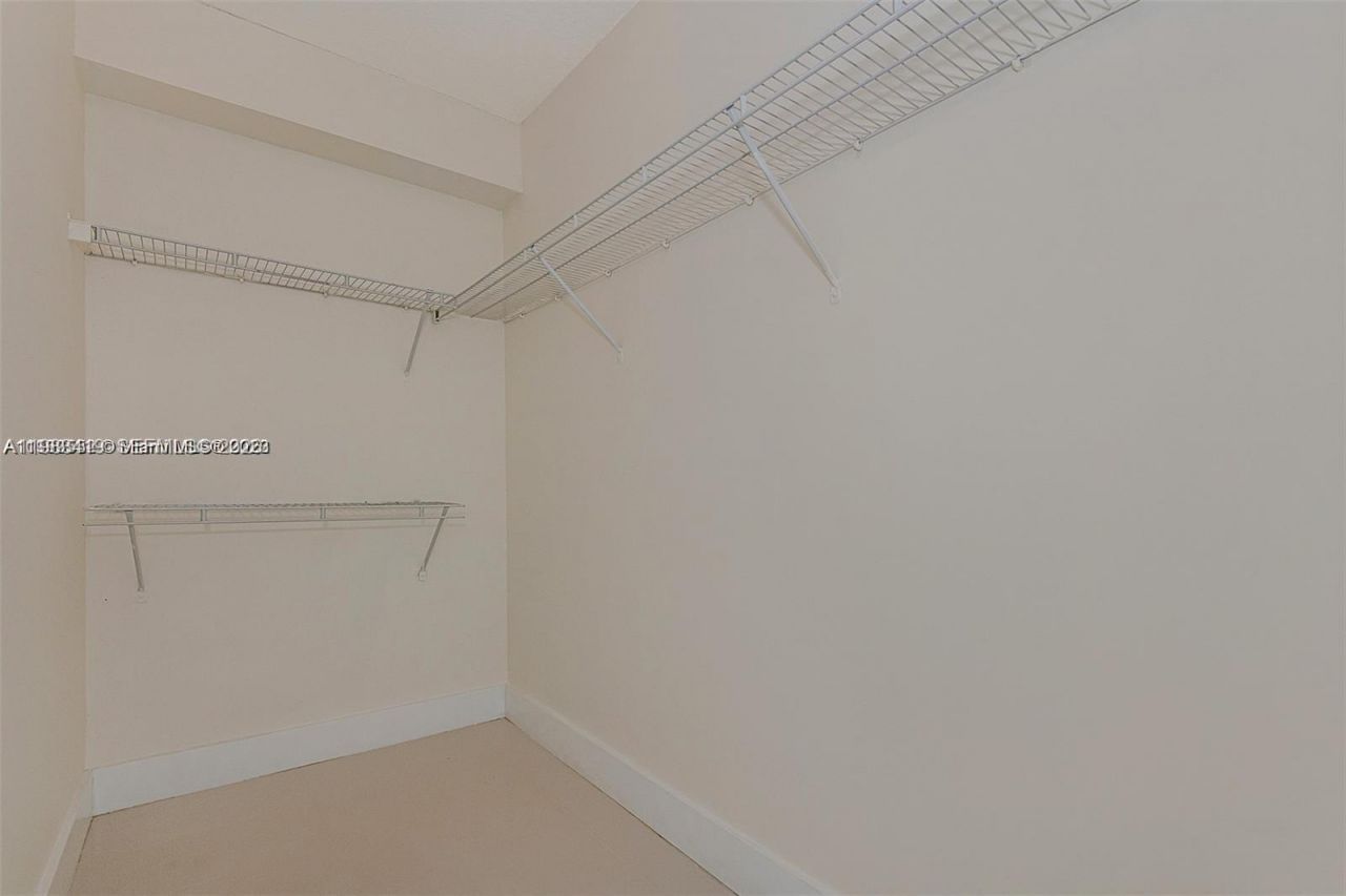 41 SE 5th St, Unit 2417, Miami, FL 33131 Photo