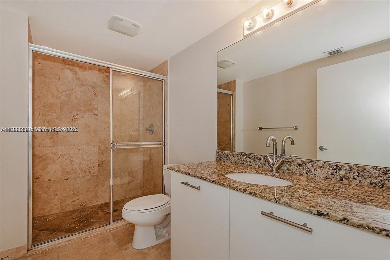 41 SE 5th St, Unit 2417, Miami, FL 33131 Photo