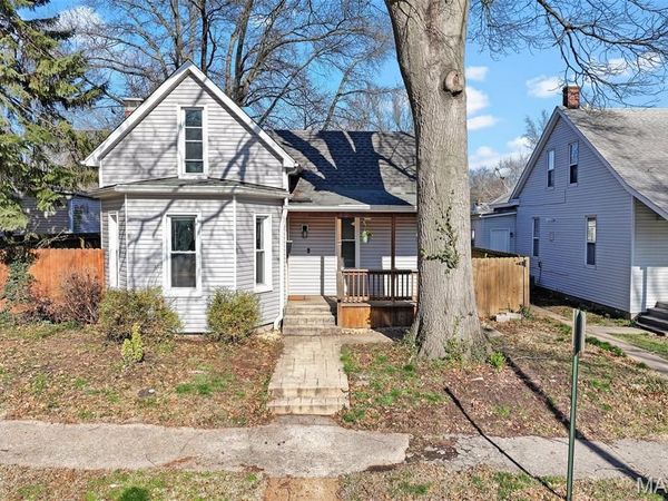 1109 La Salle Street , Belleville, IL 62221