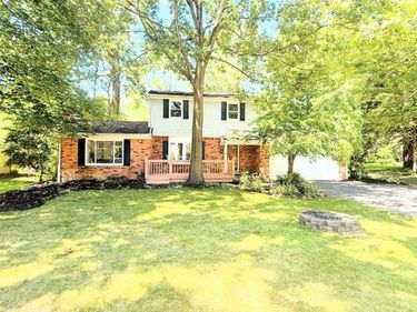 1369 Flamingo, Wixom, MI 48393