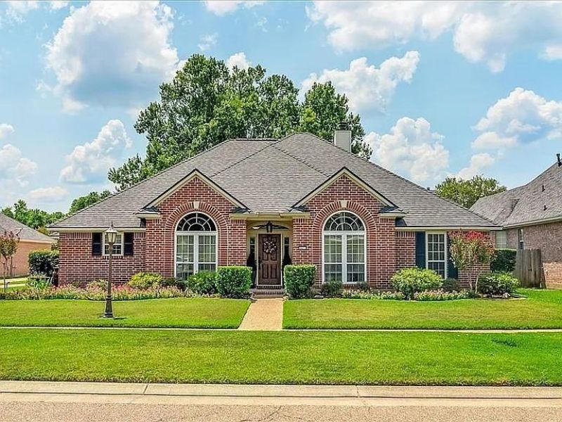 423 Prestonwood Drive  Shreveport, LA 71115