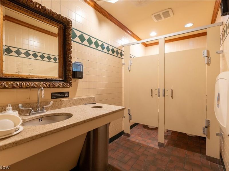 2729 Cleveland Avenue NW, Canton, OH 44709 Photo 35