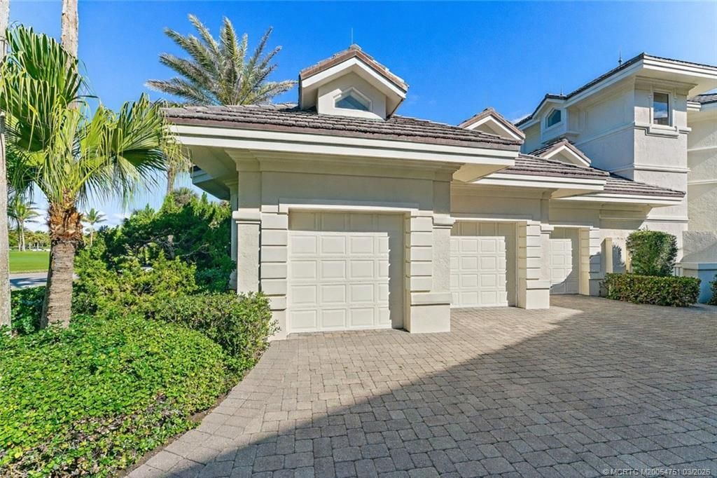 3066 SE Dune Drive, Stuart, FL 34996 Photo