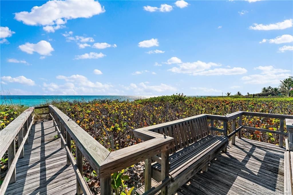 3066 SE Dune Drive, Stuart, FL 34996 Photo