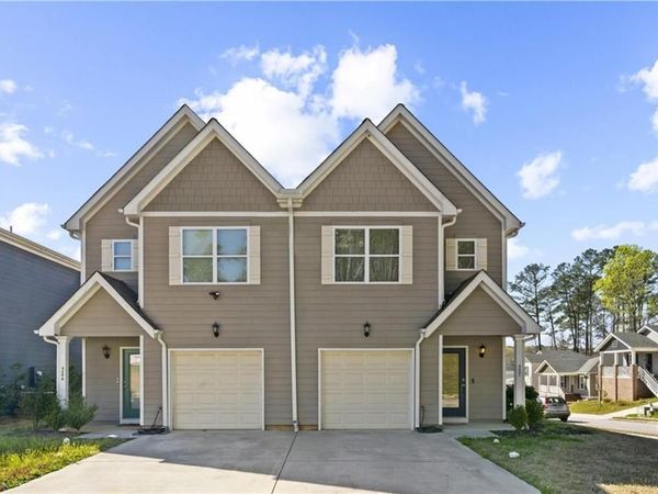 460 Village Creek Drive , Unit B, Atlanta, GA 30354