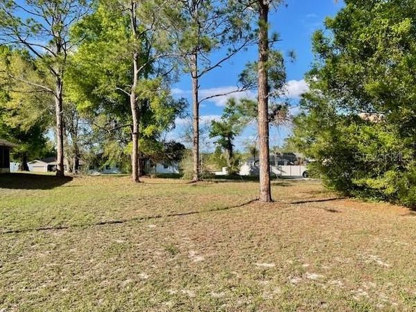 HIGHLAND TRAIL , LADY LAKE, FL 32159