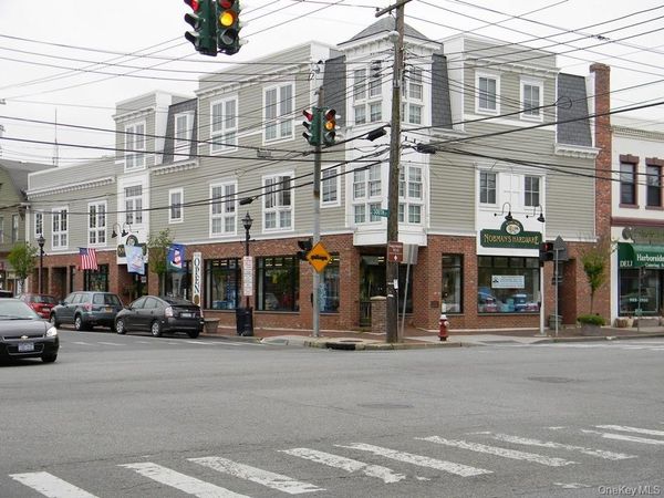 2 E Main Street , Unit 7, Oyster Bay, NY 11771