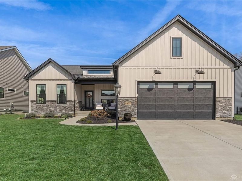 9921 Rothschild Court, Clearcreek Township, OH 45458 Photo 1