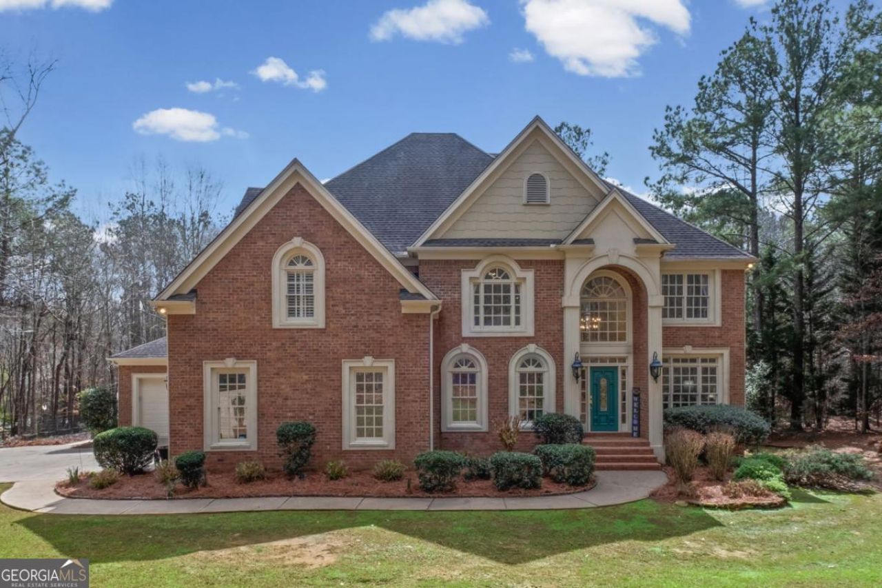 105 Smith Forest Lane, Alpharetta, GA 30004 Main Photo