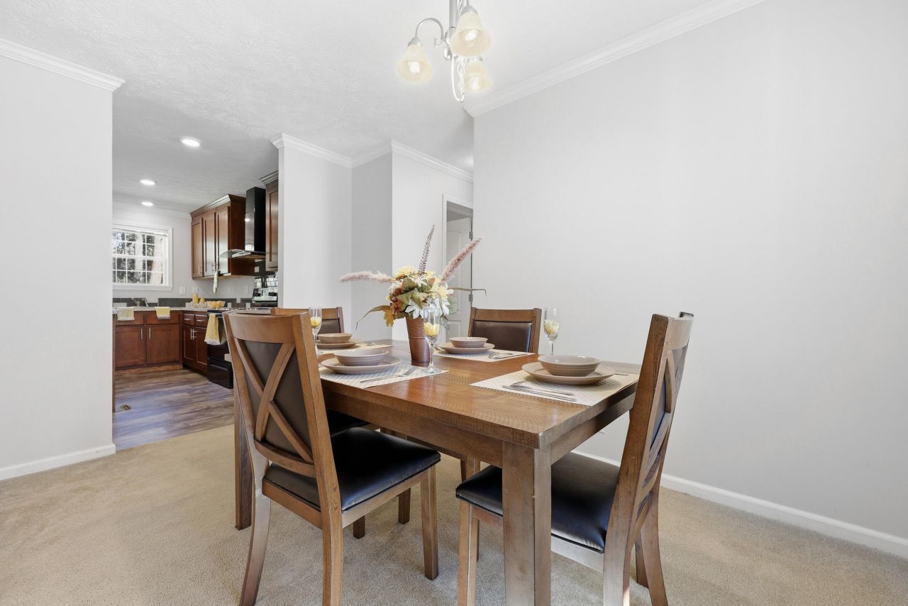 110 Kay Street Photo 10