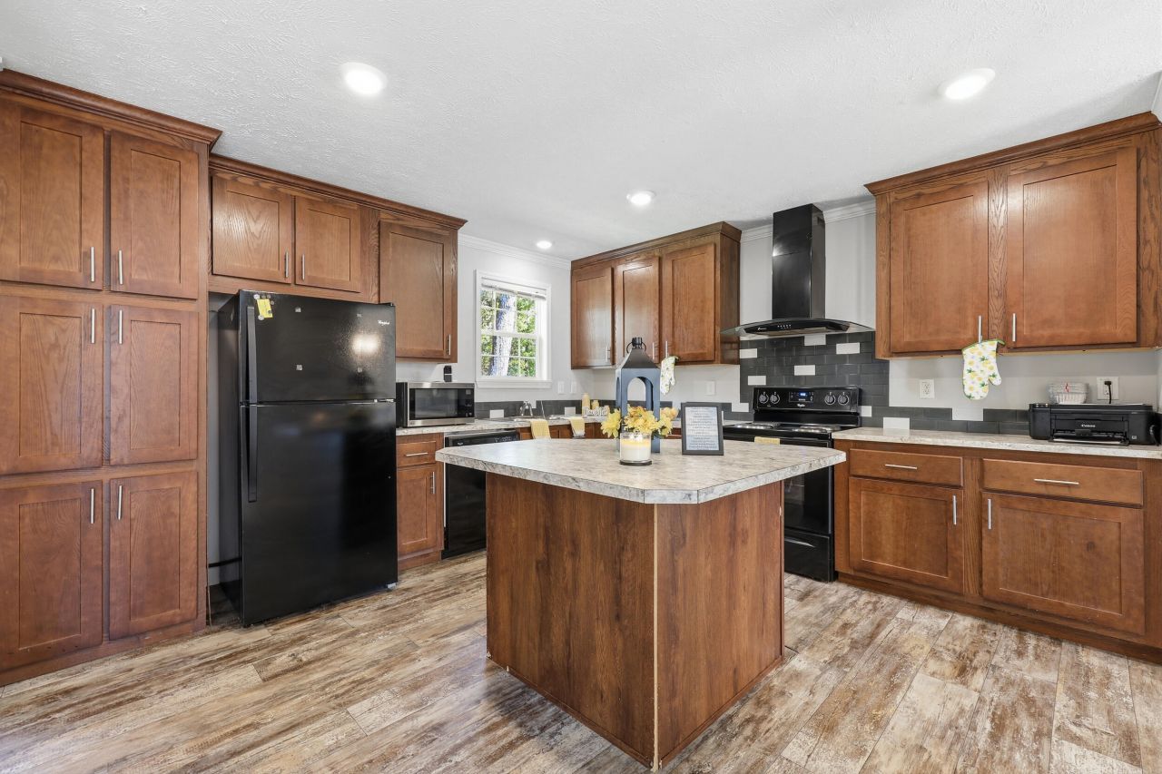 110 Kay Street Photo 11