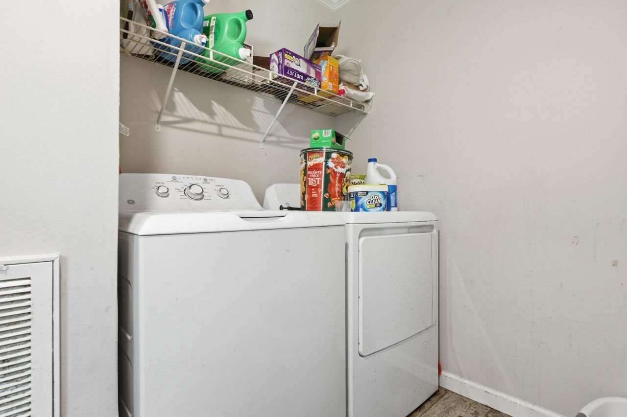 110 Kay Street Photo 29