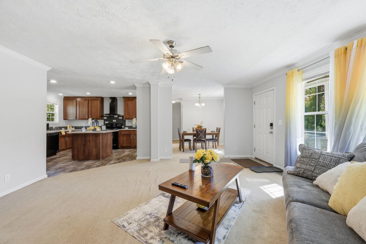 110 Kay Street Photo 7